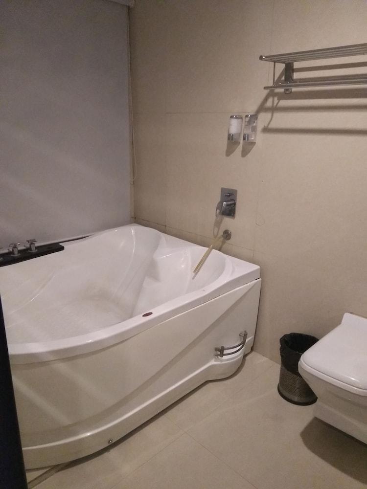 Hotel Rajshree & Spa Chandīgarh Extérieur photo