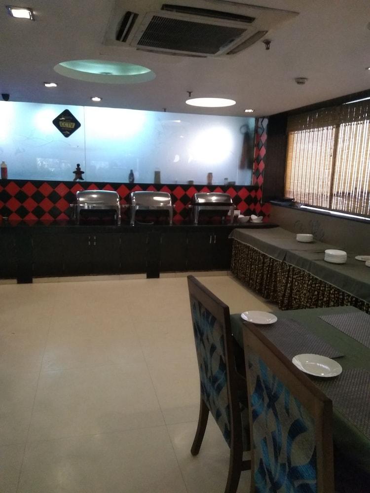 Hotel Rajshree & Spa Chandīgarh Extérieur photo