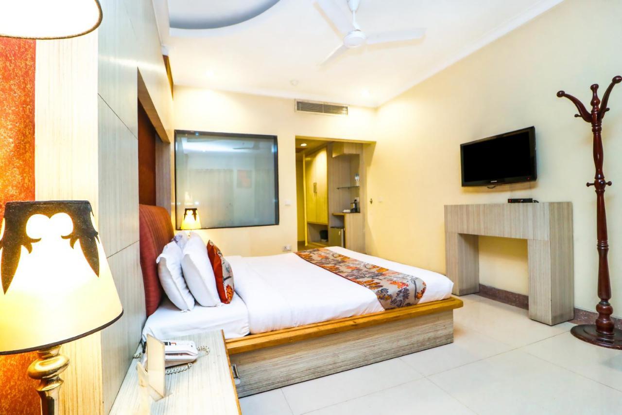 Hotel Rajshree & Spa Chandīgarh Extérieur photo