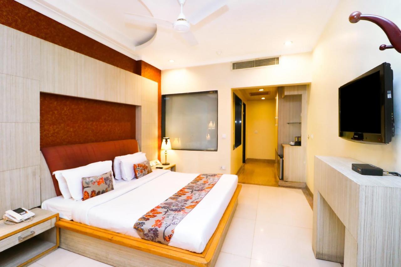 Hotel Rajshree & Spa Chandīgarh Extérieur photo