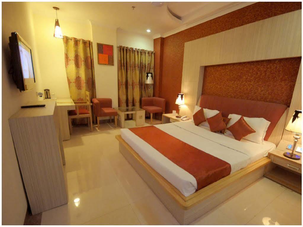 Hotel Rajshree & Spa Chandīgarh Extérieur photo